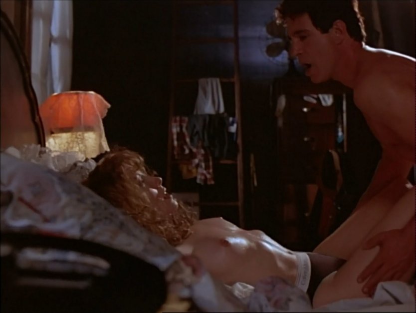 Актриса Линда Козловски голая