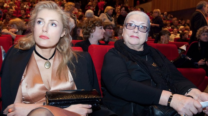 Порнофильмы Лариса Долина