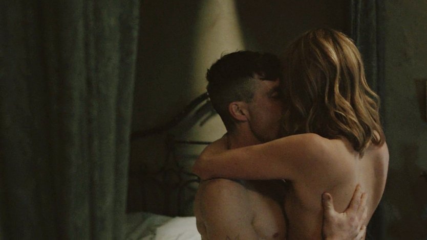 Аннабелль Уоллис голые фейки