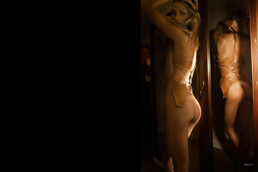 Алессандра Амбросио голая