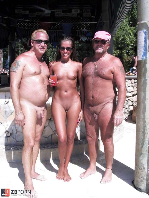 Нудистки женщины и мужчины