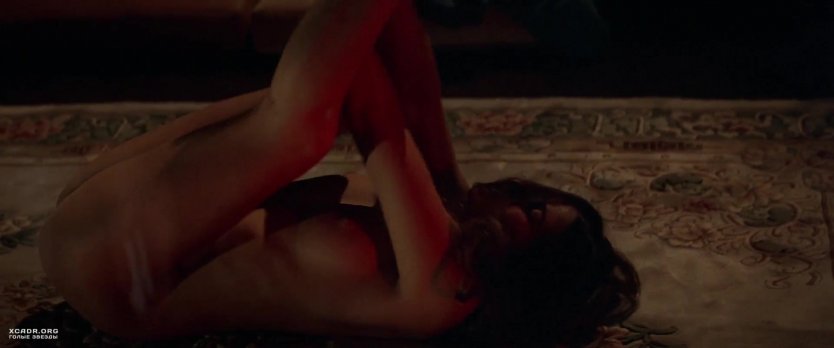 Фото голая Жасмин без трусов и лифчика