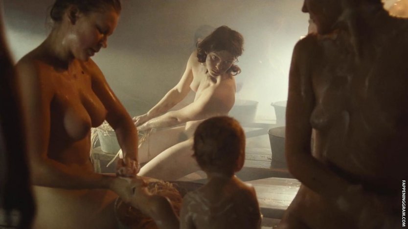 Юлия Пересильд сцена в бане