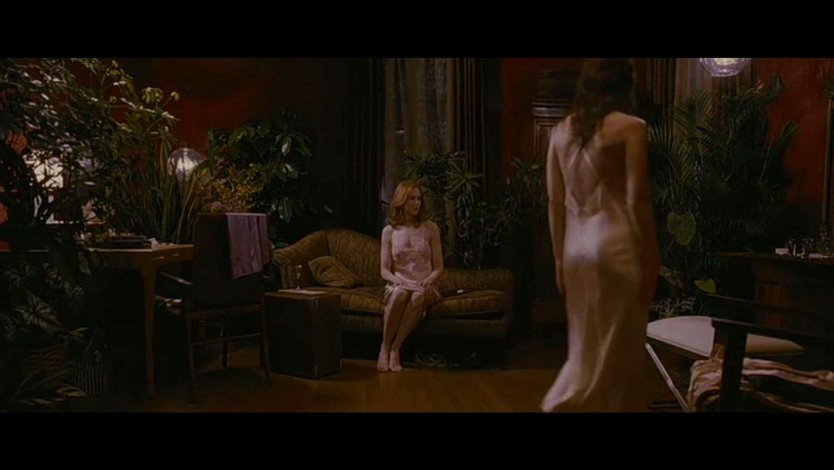 Миа Васиковска голая в кино