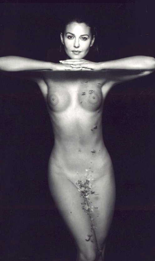 Порнозвезда Моника Белуччи