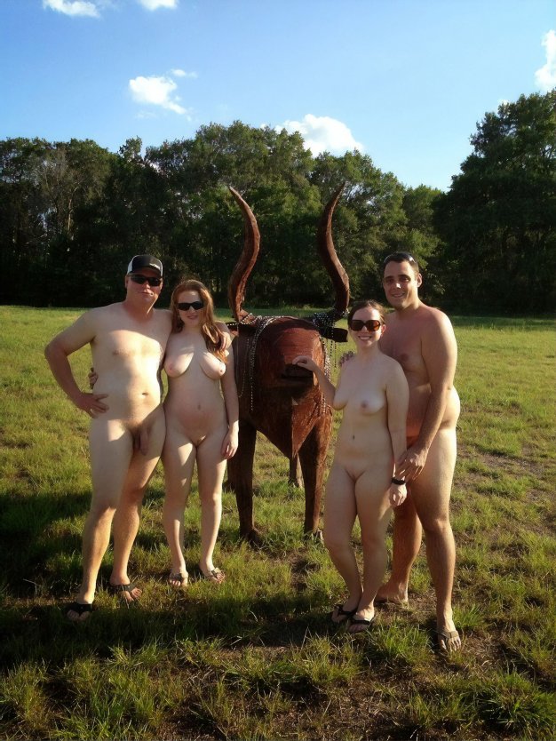 Нудийский пляж серебрянный Бор