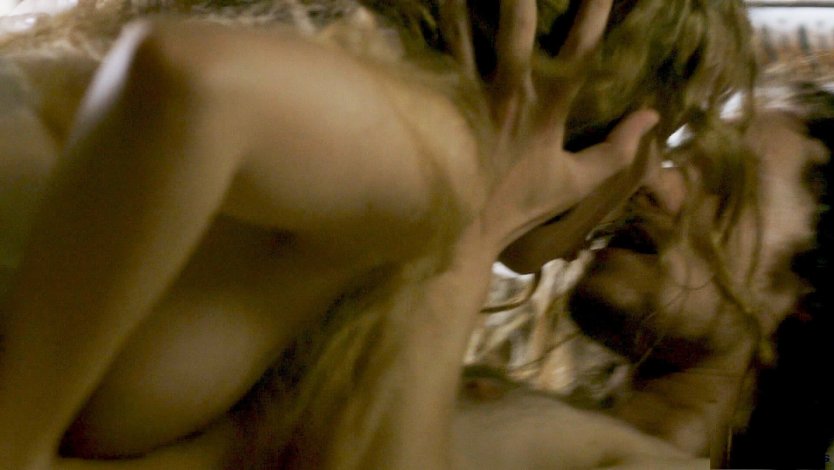 Голая актриса Джоди Комер