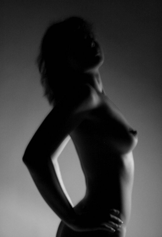 Черно белая фотосессия ню