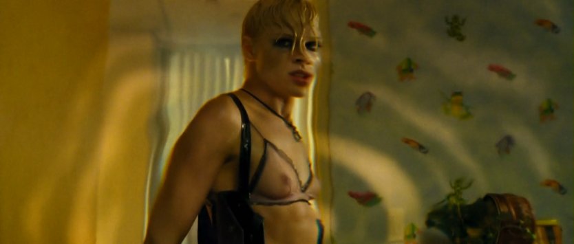 Кейт Наута перевозчик