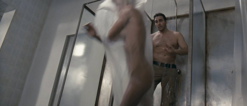 Кейт Наута голая грудь