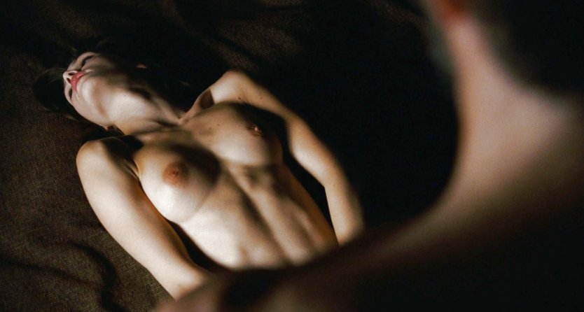 Marine Vacth молода и прекрасна