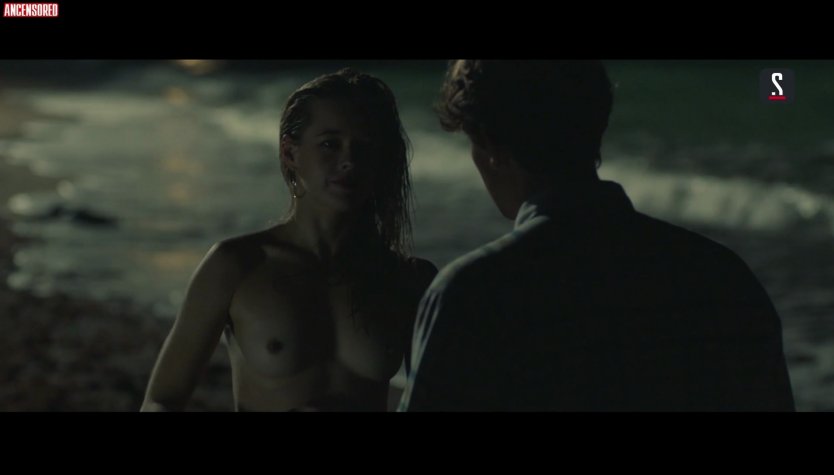 Катерина шпица голенькая