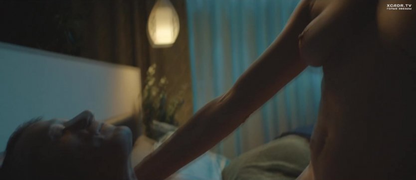 Любовь Толкалина плэйбой 2001