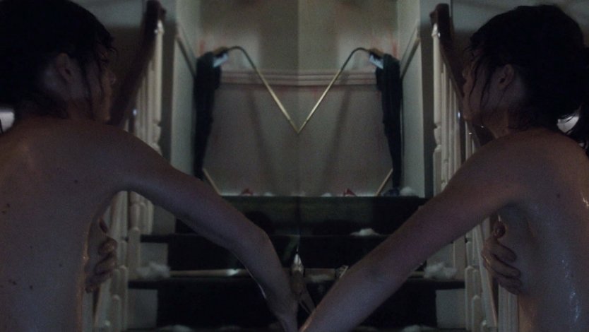 Маккензи Дэвис nude sex Scene