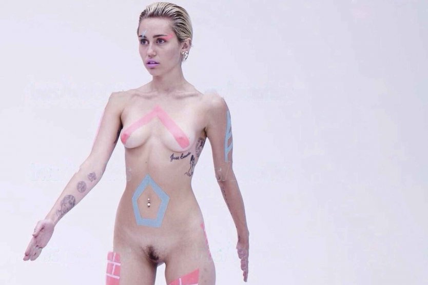 Майли Сайрус Терри Ричардсон nude