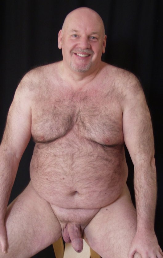Толстый толстый голый мужик