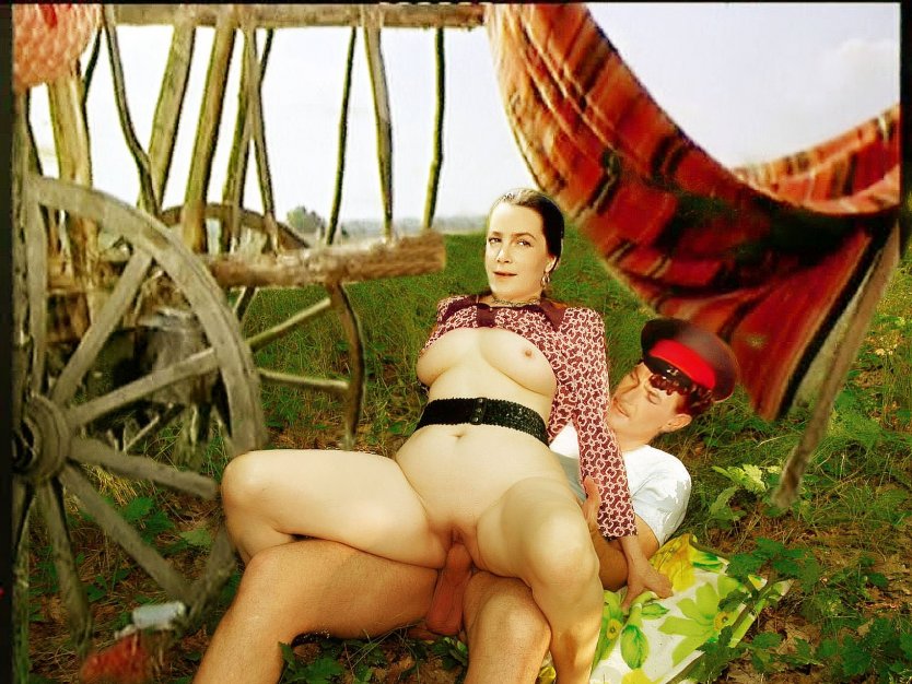 Фейки на голую Наталью Селезневу