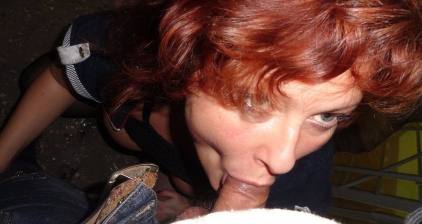 Анал в подъезде от первого лица