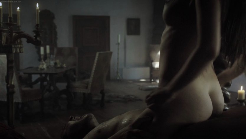 Кристина Дасарская голая