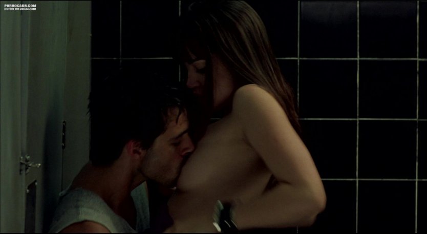 Ана де Армас голая в фильме