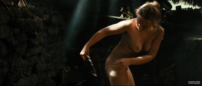 Дарья Екамасова голая в кино