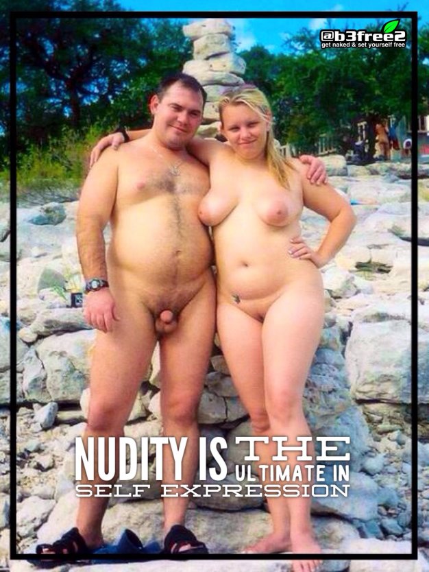 Голые зрелые пары в лесу