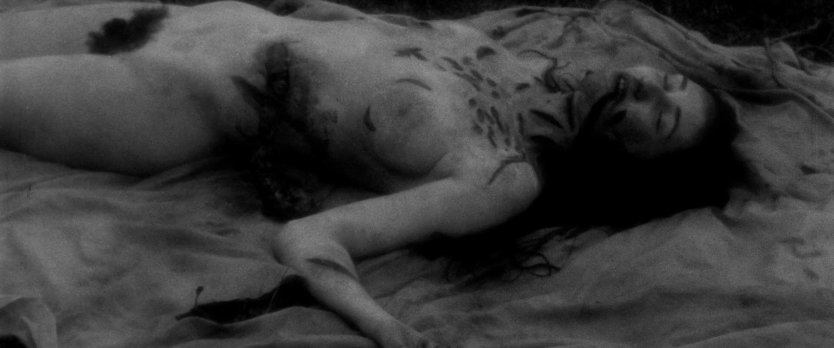 Ханна Хукстра в Нижнем белье