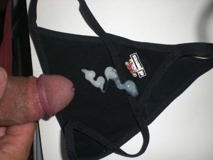 Кончил на трусики частное