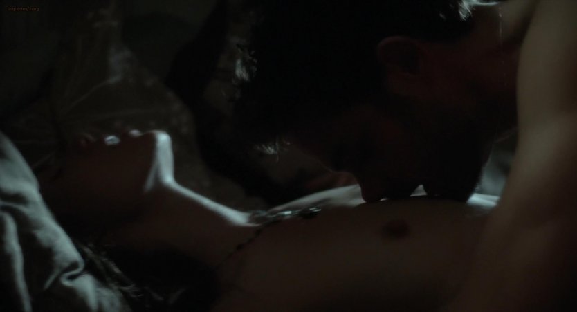 Мишель Монаган эротические сцены