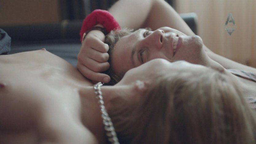 Сладкая жизнь Лукерья Ильяшенко грудь