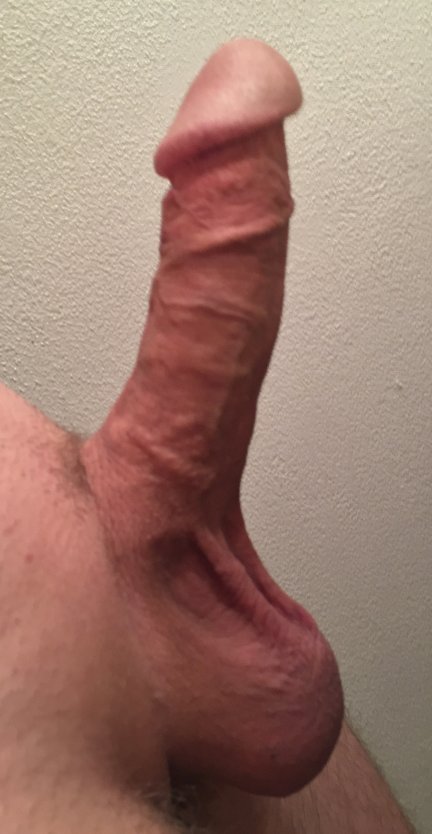 Красивые голые бритые члены