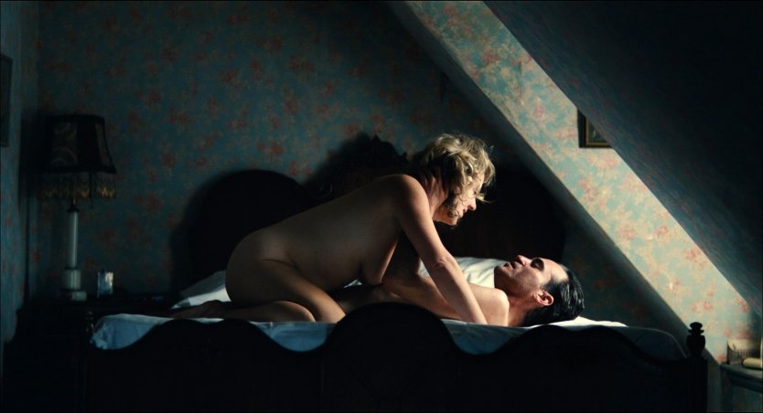 Карина Андоленко голая