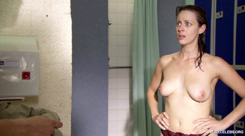 Голые женщины с мощными ногами