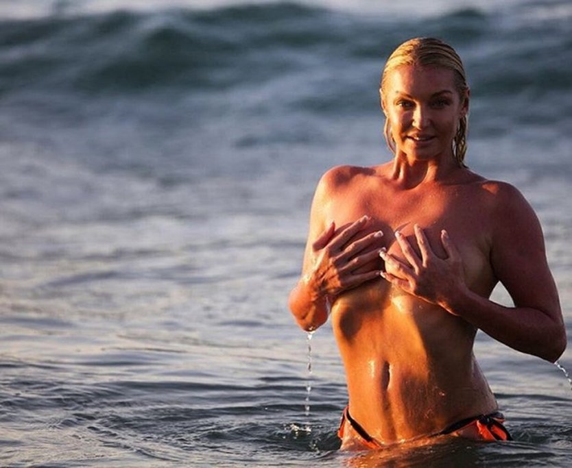 Анастасия Волочкова топлесс