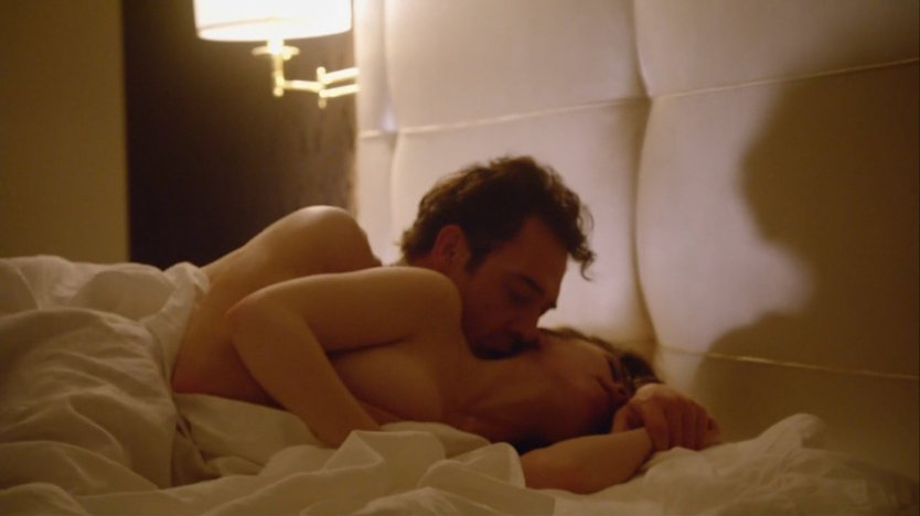 Хейли Этвелл топлесс