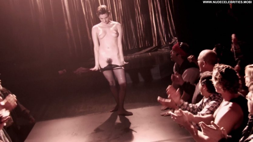 Миа Киршнер лесби сцены