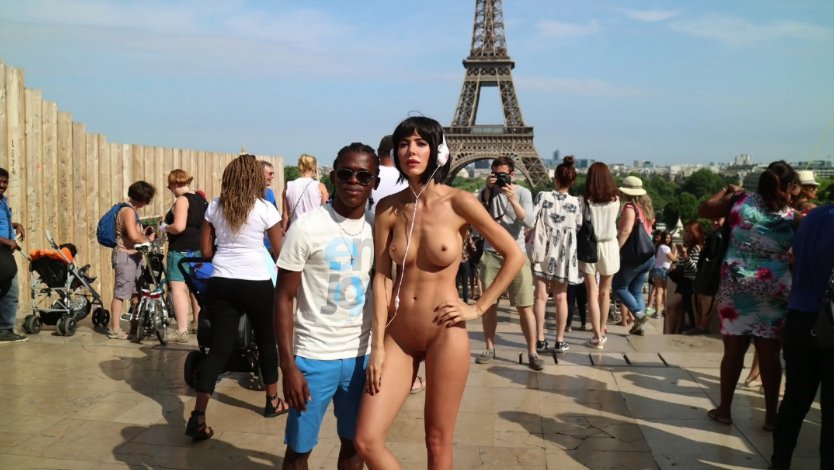 Порноактриса Кеана Моир