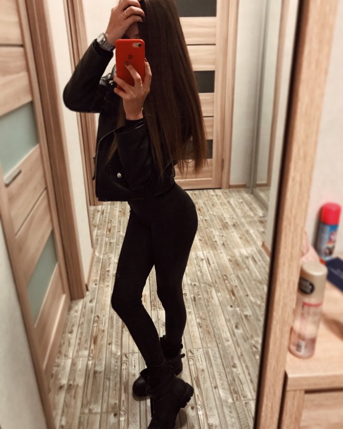 Катя Златова фигура