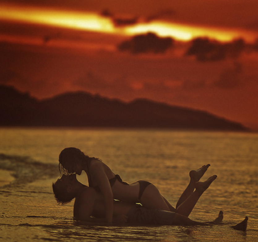 Страсть на берегу моря