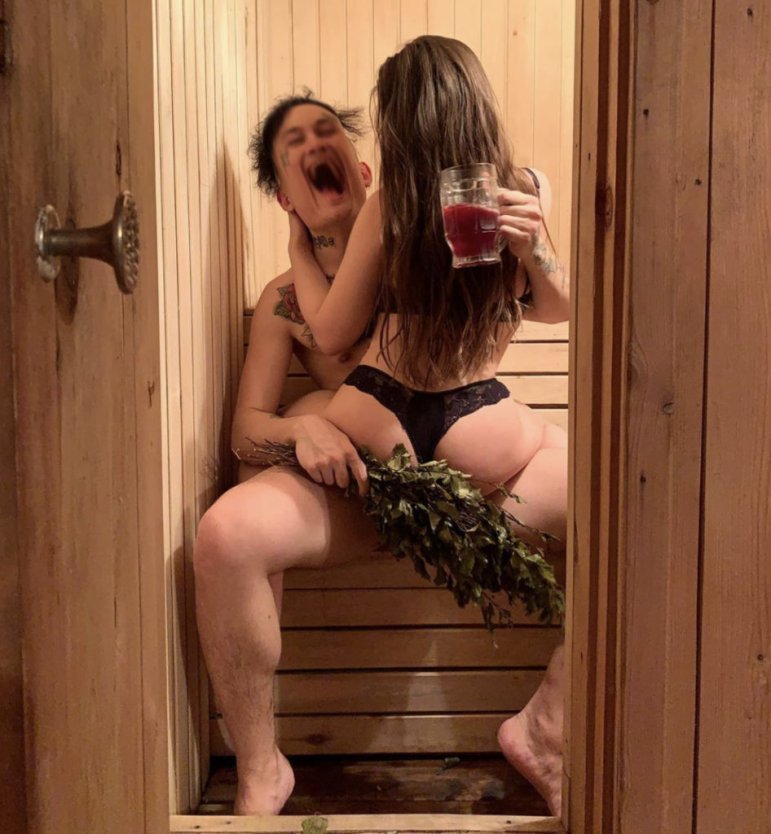 Вписка в сауне