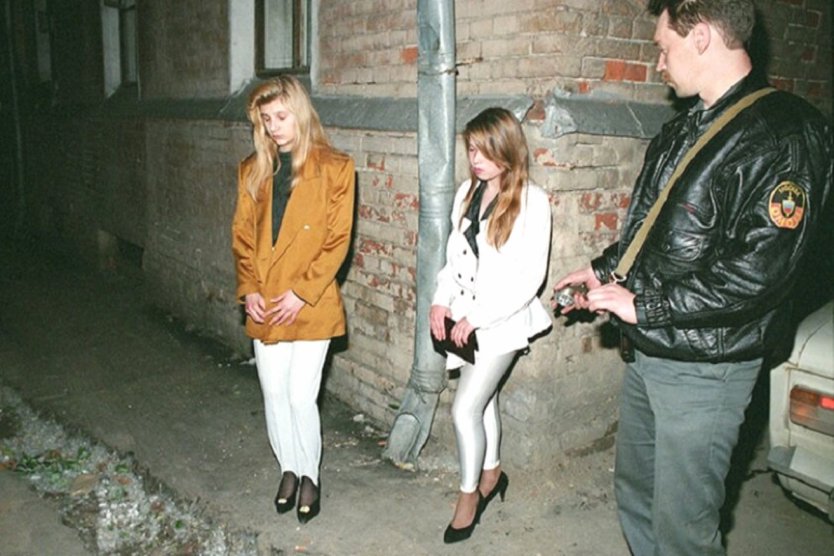 Ночные бабочки на Тверской в 90-е