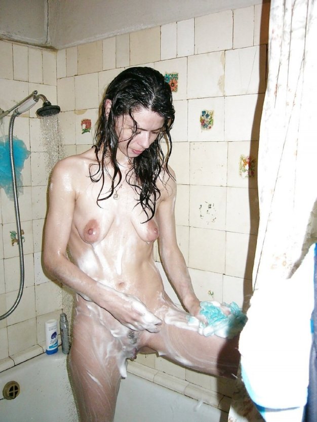 Девушки в ванной подглядывание