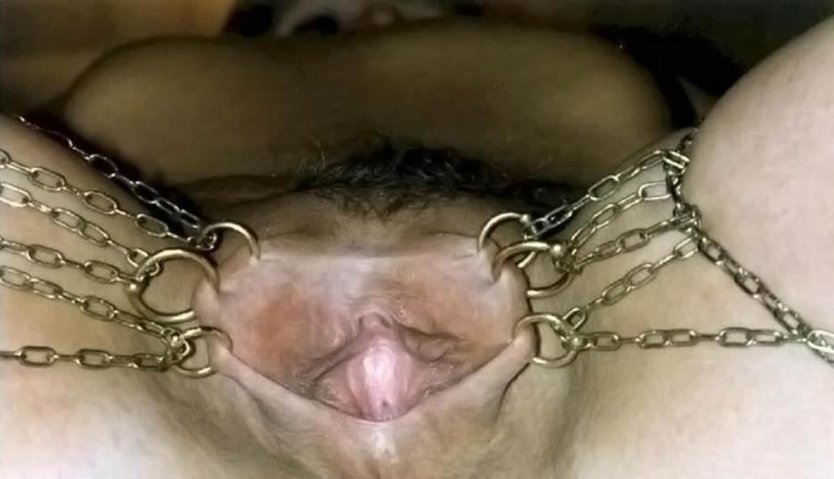 Бдсм пирсинг сосков и половых губ