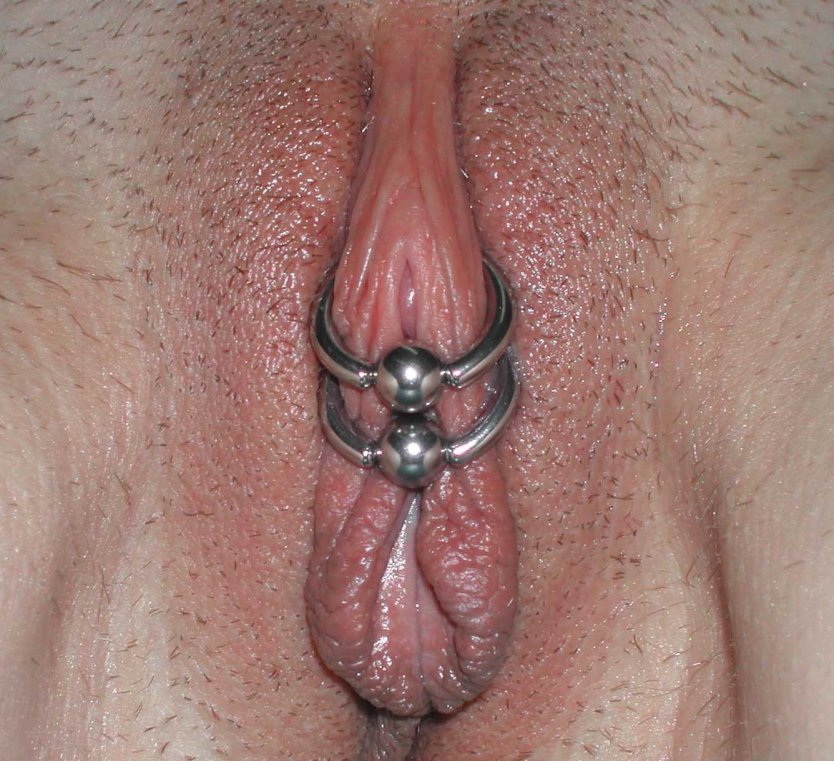 Пирсинг на уздечке клитора