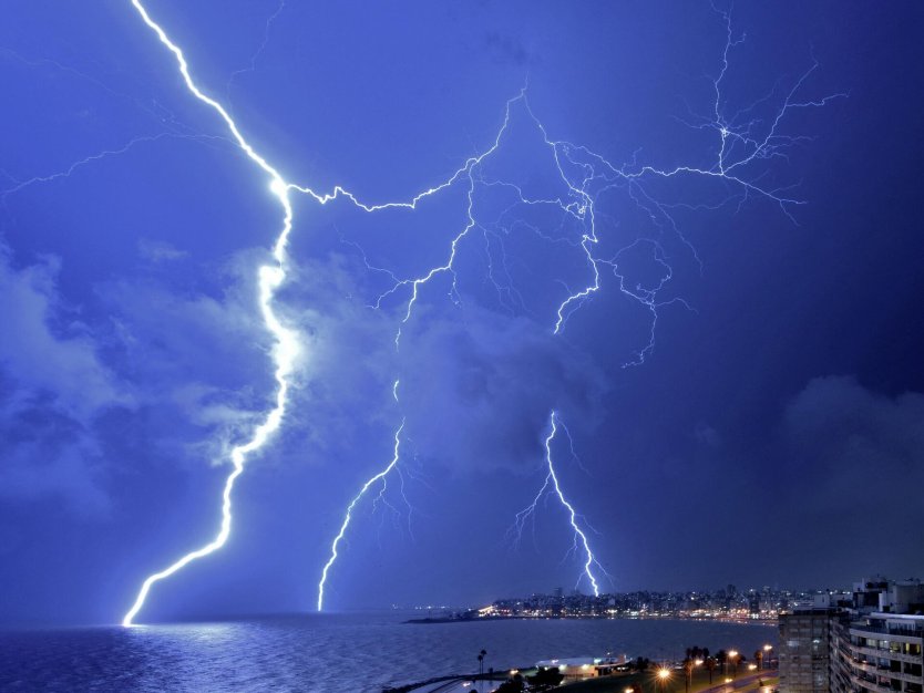 Самая длинная молния