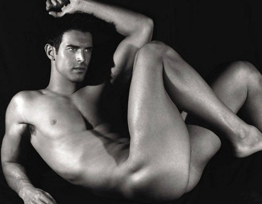 Дэвид Ганди эротическая фотосессия