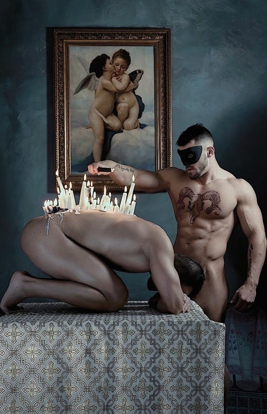 Художественное мужское ню