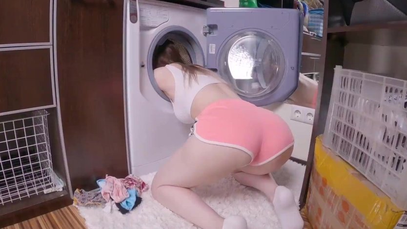 Застряла в стиральной машине