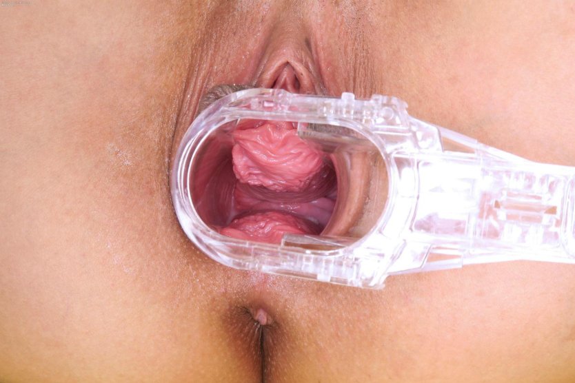 Трусики с вагинальным расширителем