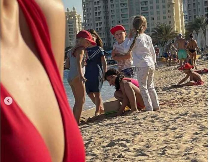 Пляж Дубая бестыжие девушки